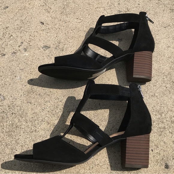 Clarks Deloria Fae Black Suede Heels - Picture 4 of 11